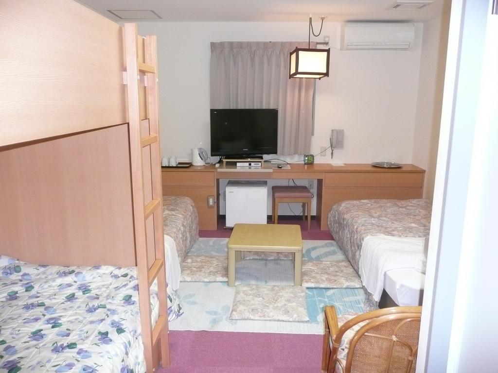 טוטורי Hotel National חדר תמונה